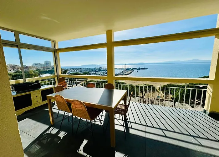 Grand Appartement - Central Beach - Residence De La Rose